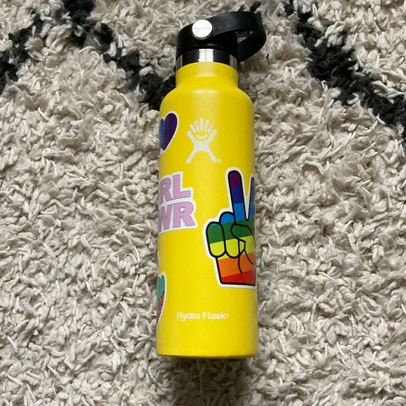 Hydro Flask Other Yellow 2oz Hydro Flask Sunflower Red Bubble